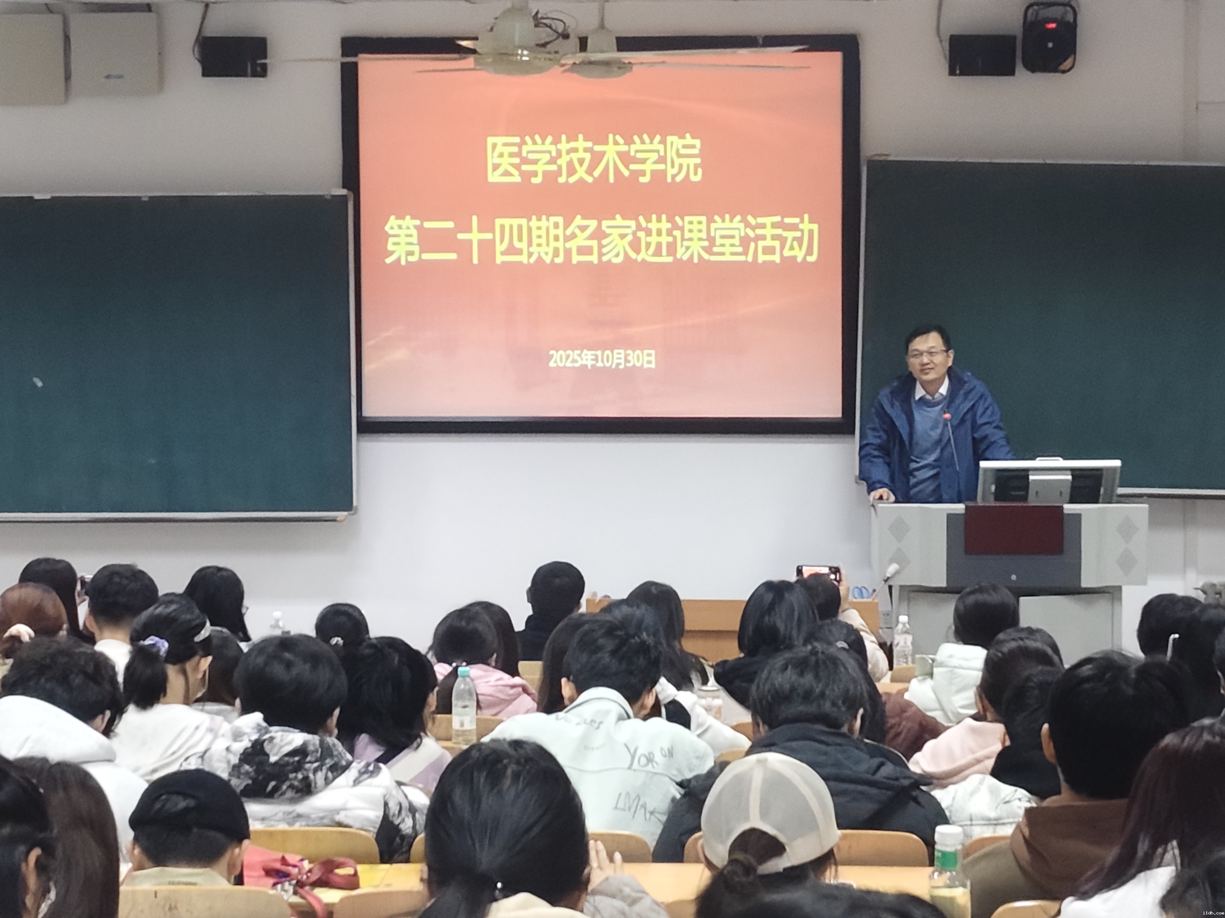 1763522223212029281.jpg 1763522223212029281.jpg